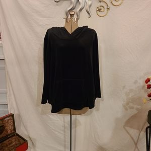 Black velour top, size 1x